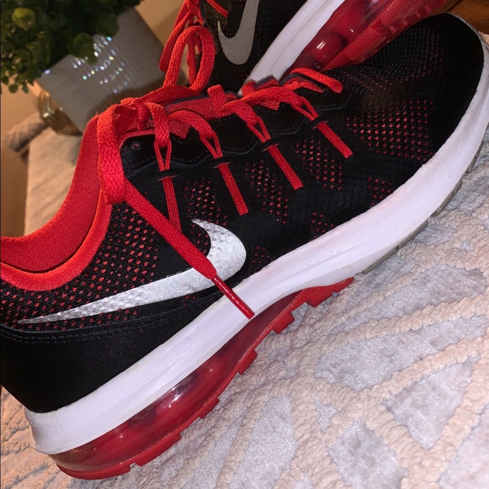 Nike Max Dynasty
